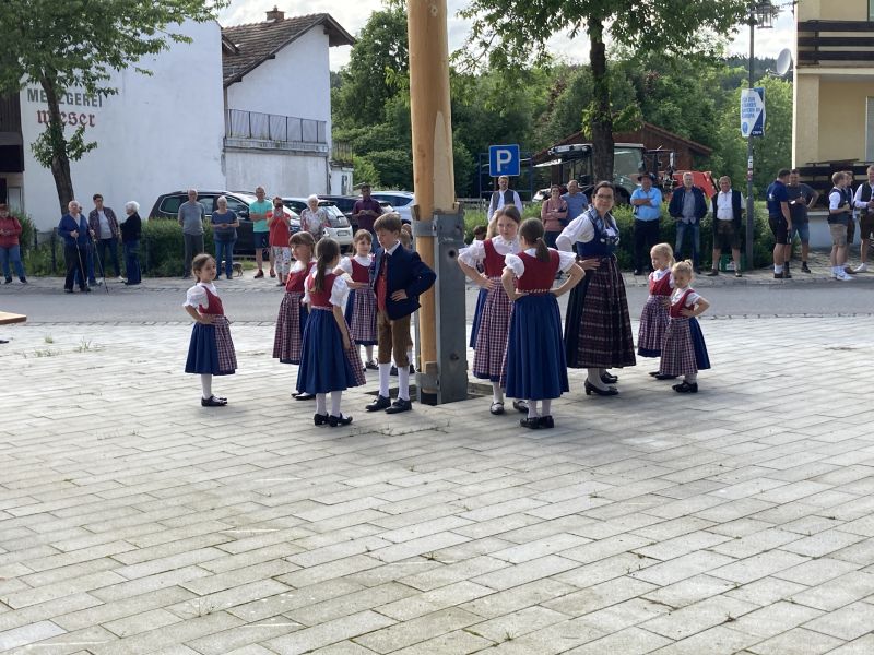 Tanz um den Kirtabaum am 25.05.2024
